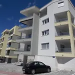 Apartment Maestarl Makarska